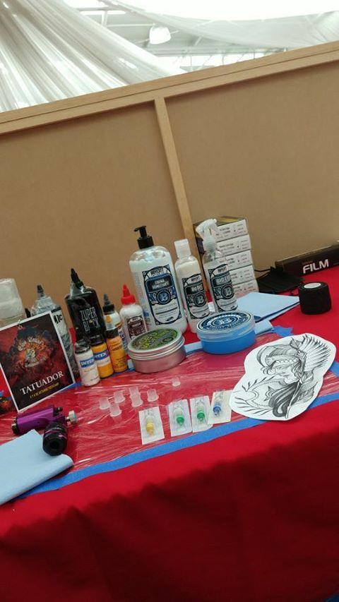 Świece zapłonowe w Expo Tattoo Teotihuacan 2019